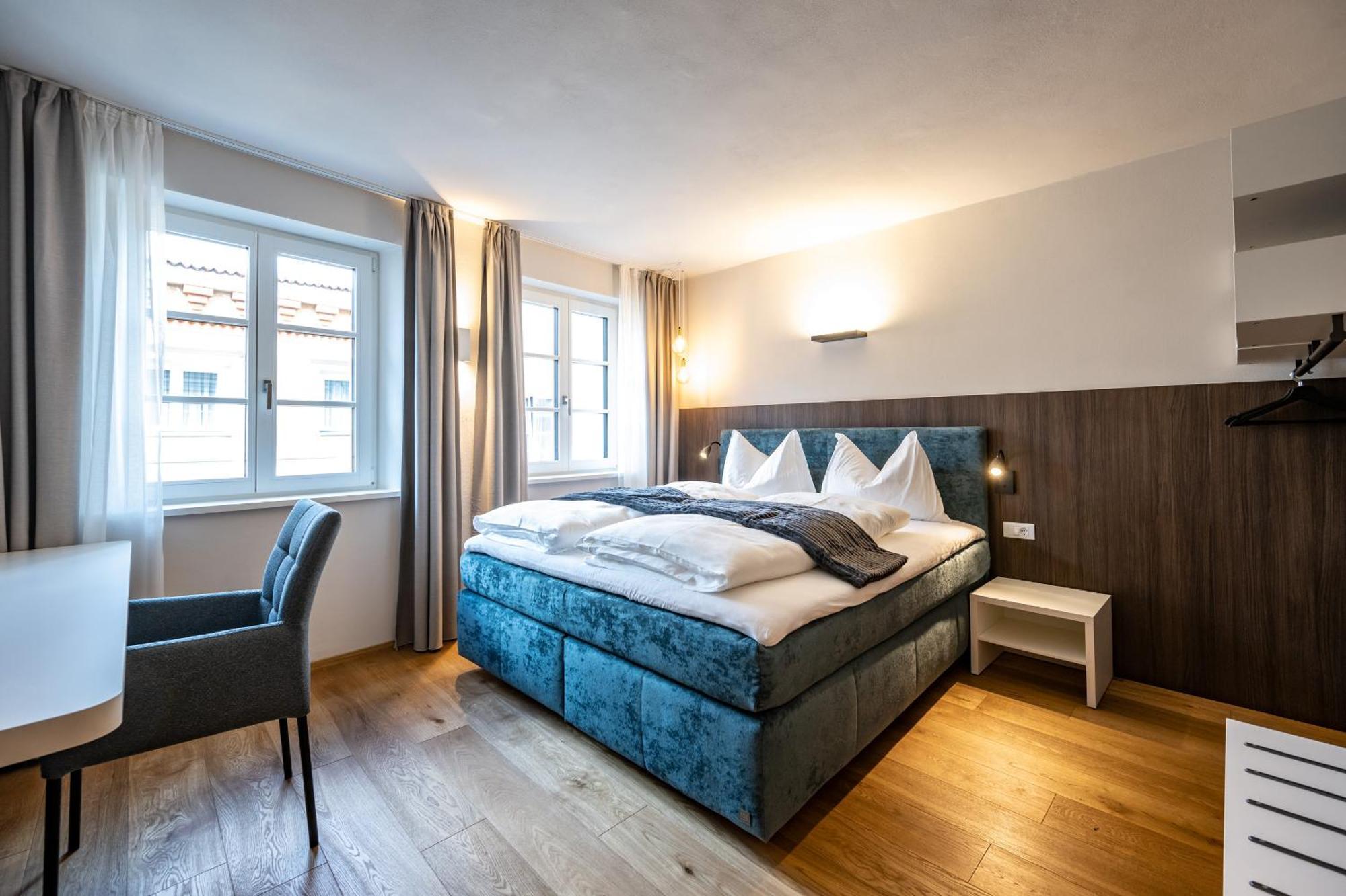 Odilia - Historic City Apartments - Center Of Brixen, Wlan And Brixencard Included Bagian luar foto